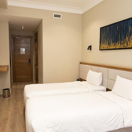 Hotel Marwa Tashkent Pool&Spa Екстер'єр фото